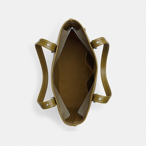 ALMOST PERFECT Coach Outlet Ashton Tote Bag - Picture 3 of 5